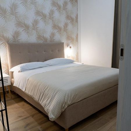 A Casa Di Edel Bed & Breakfast Napoli Ngoại thất bức ảnh