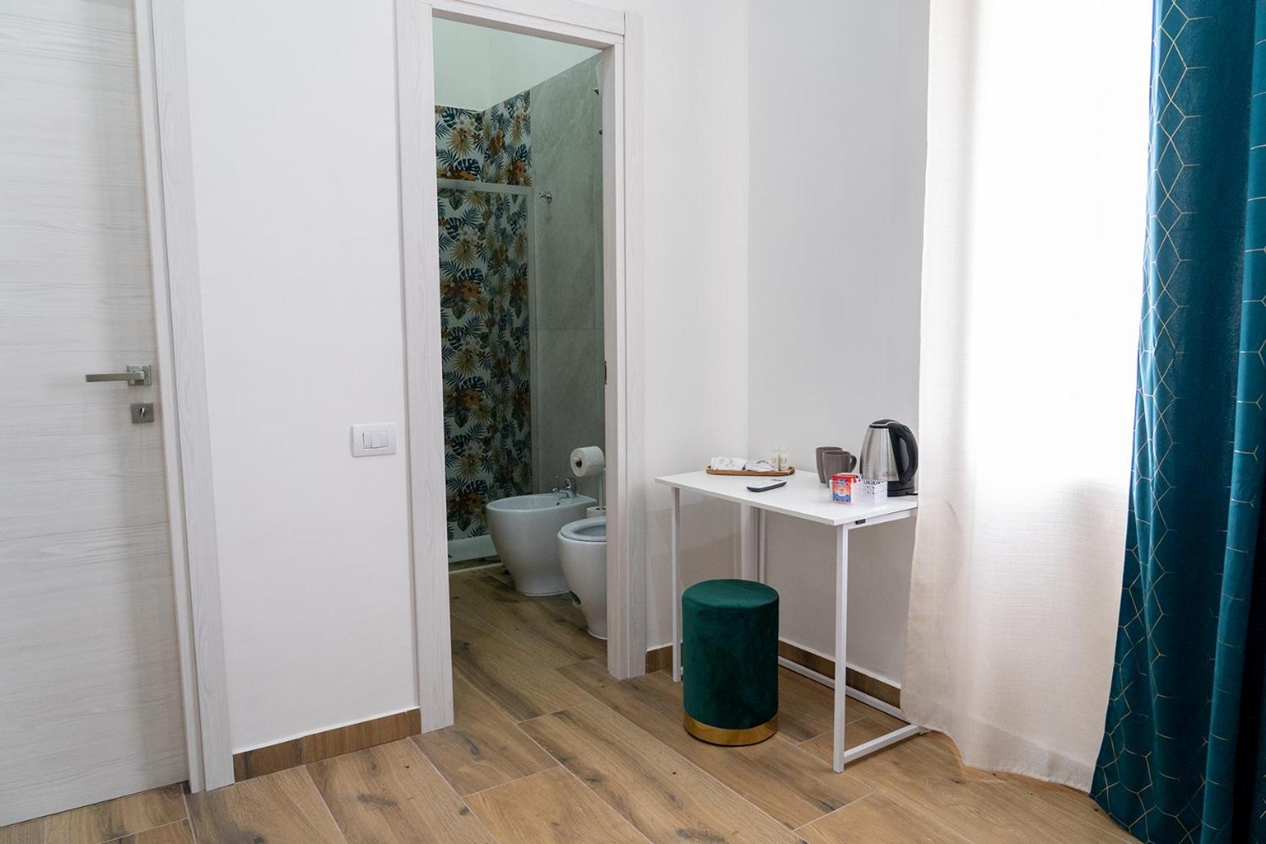A Casa Di Edel Bed & Breakfast Napoli Ngoại thất bức ảnh