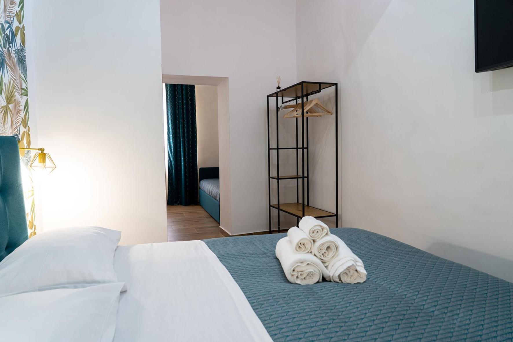 A Casa Di Edel Bed & Breakfast Napoli Ngoại thất bức ảnh